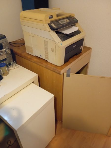 Datei:Serverschrank.jpg